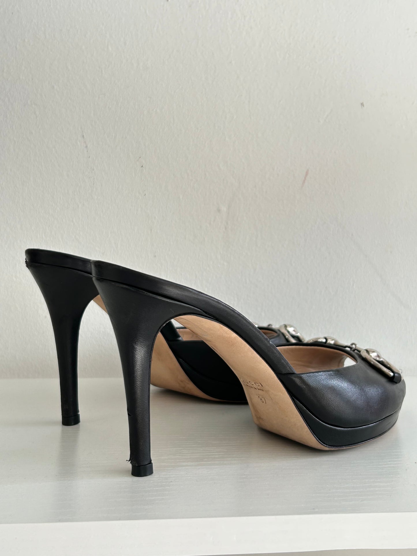 Gucci Black Leather Kitten Heels