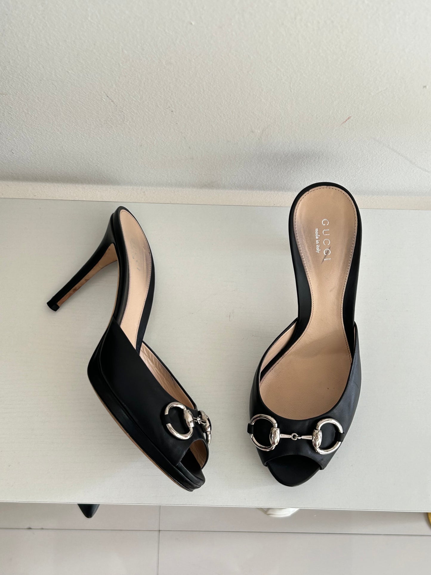 Gucci Black Leather Kitten Heels