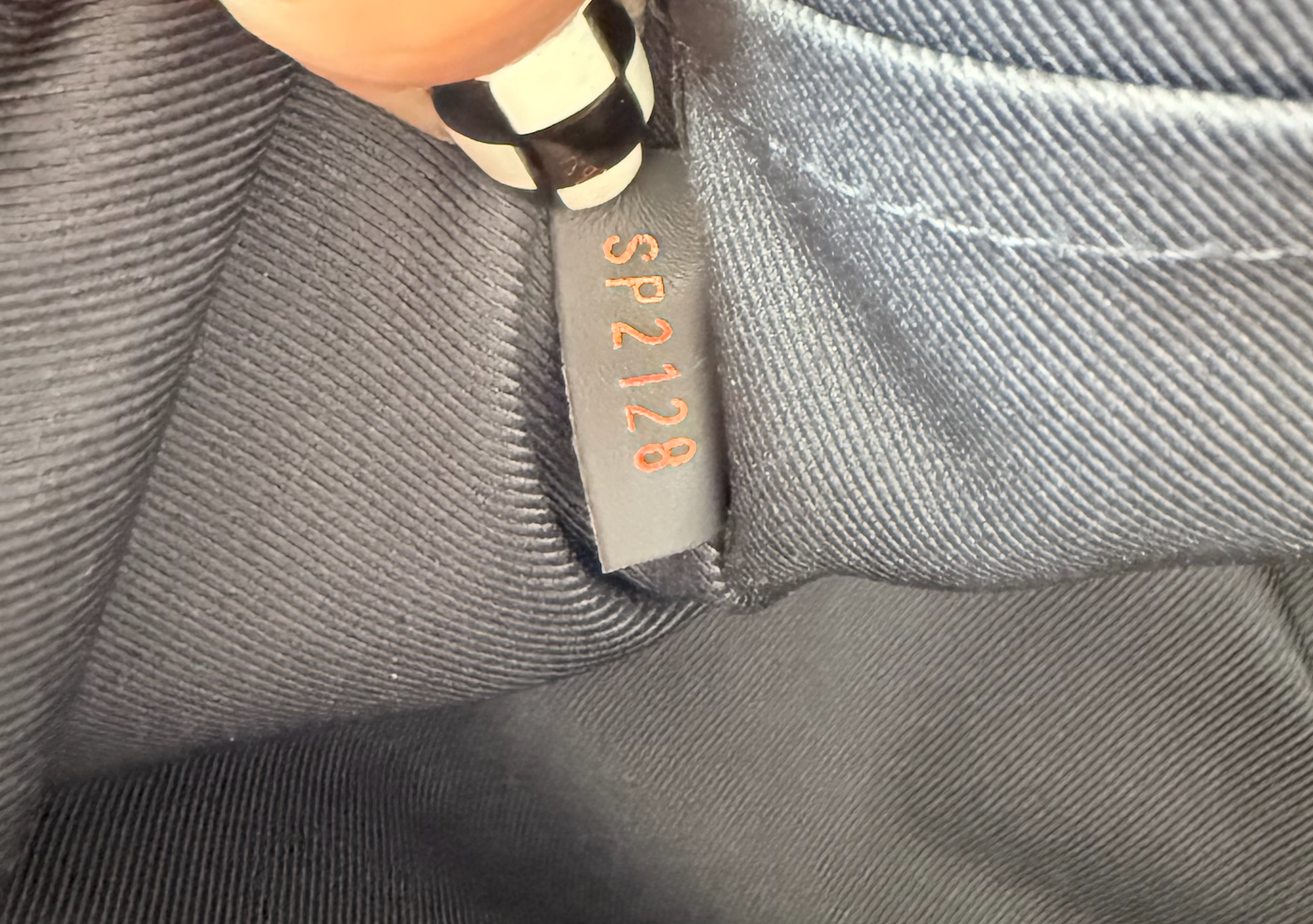 Louis Vuitton Pochette Apollo Monogram