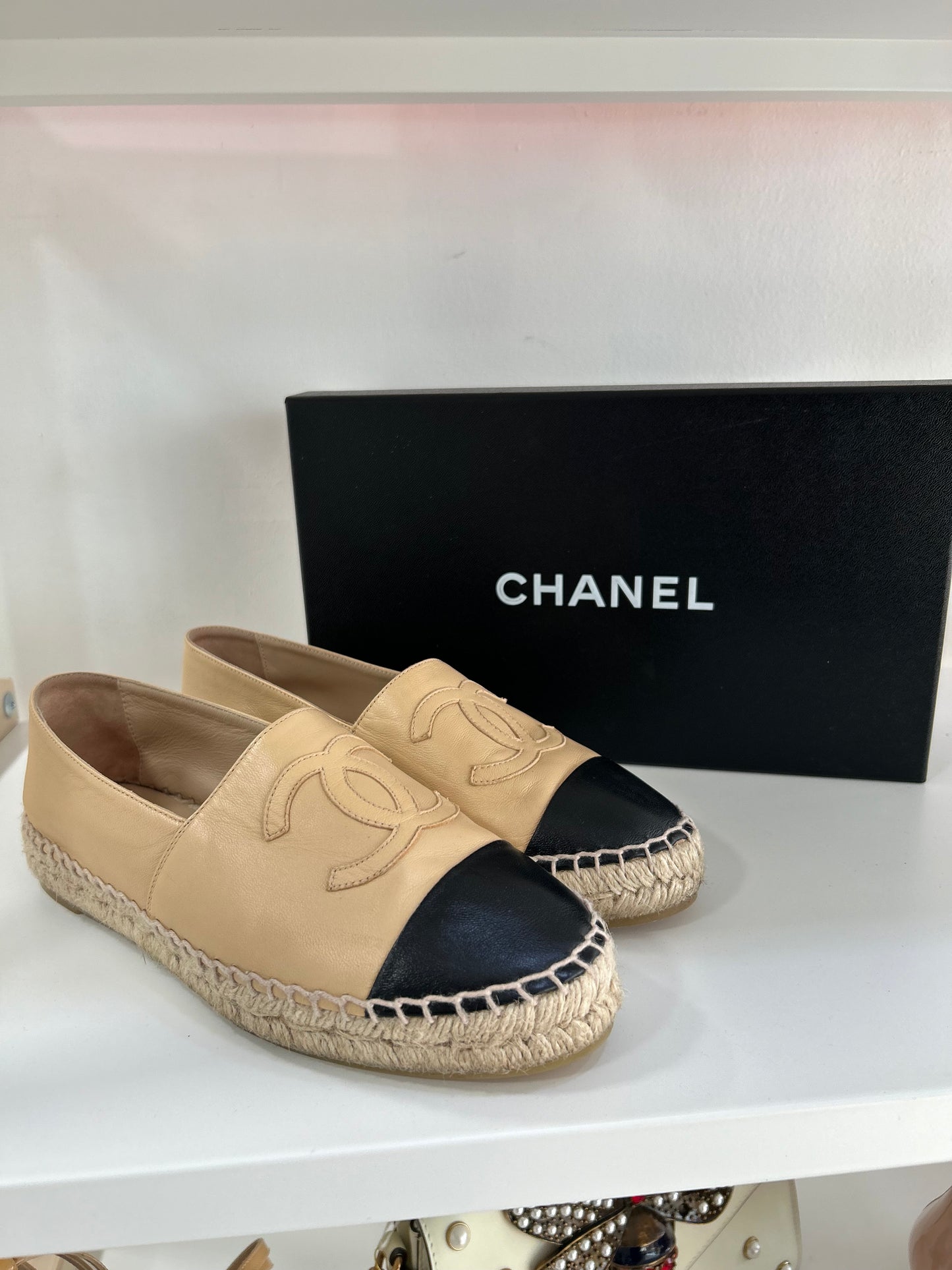 Chanel Leathers espadrilles flats
