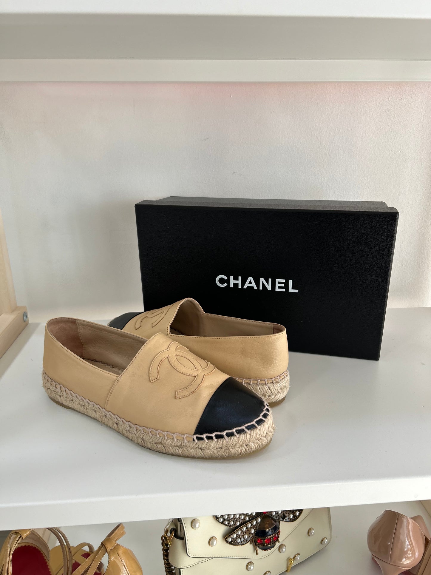 Chanel Leathers espadrilles flats