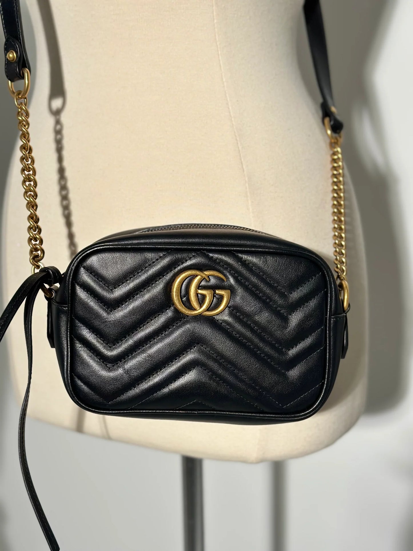 Gucci Black Mini Marmont Crossbody Bag