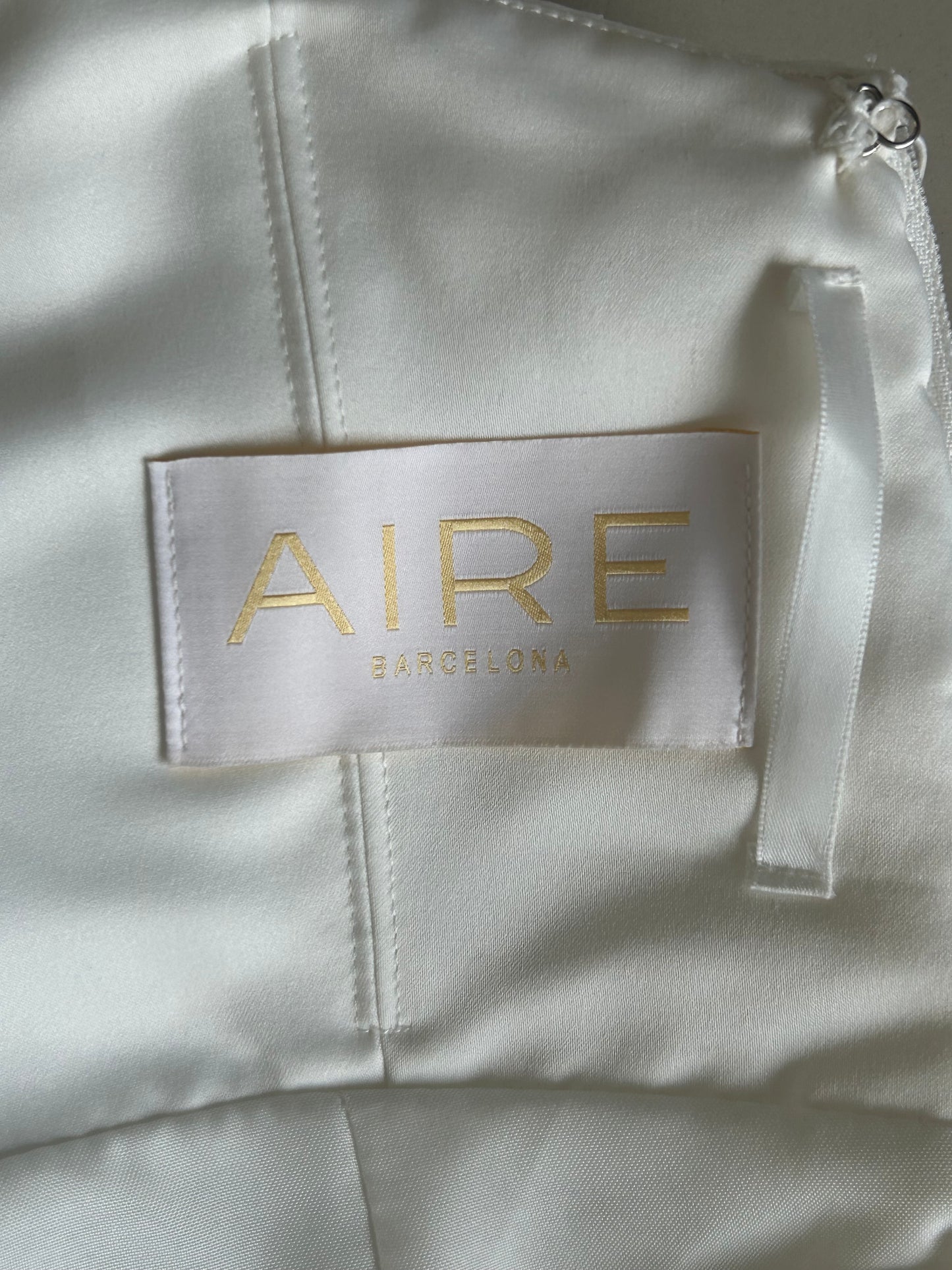 Aire Barcelona Wedding Gown